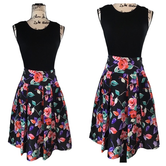 Express Design Studio 100% Silk Box Pleated Skater Skirt - 0 - Picture 1 of 16